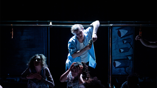 Summer show acting exhibition, students acting on stage
