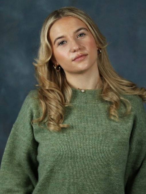 portrait of Maisie Jacka